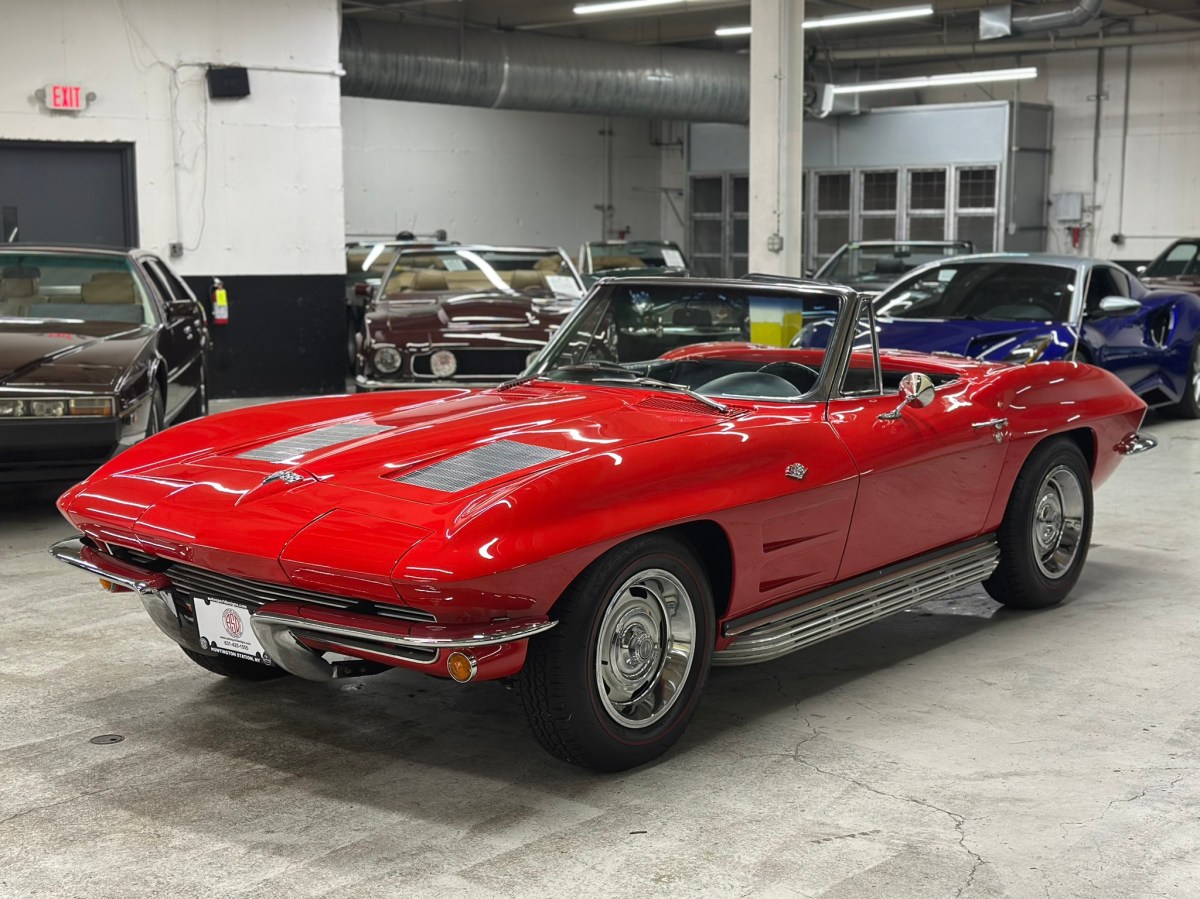 1963 Chevrolet Corvette Convertible 4-Speed
