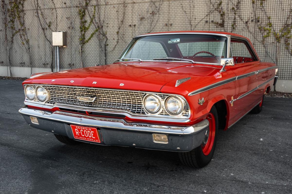 1963.5 Ford Galaxie 500XL Hardtop Fastback R-Code 4-Speed — exterior front three-quarter view
