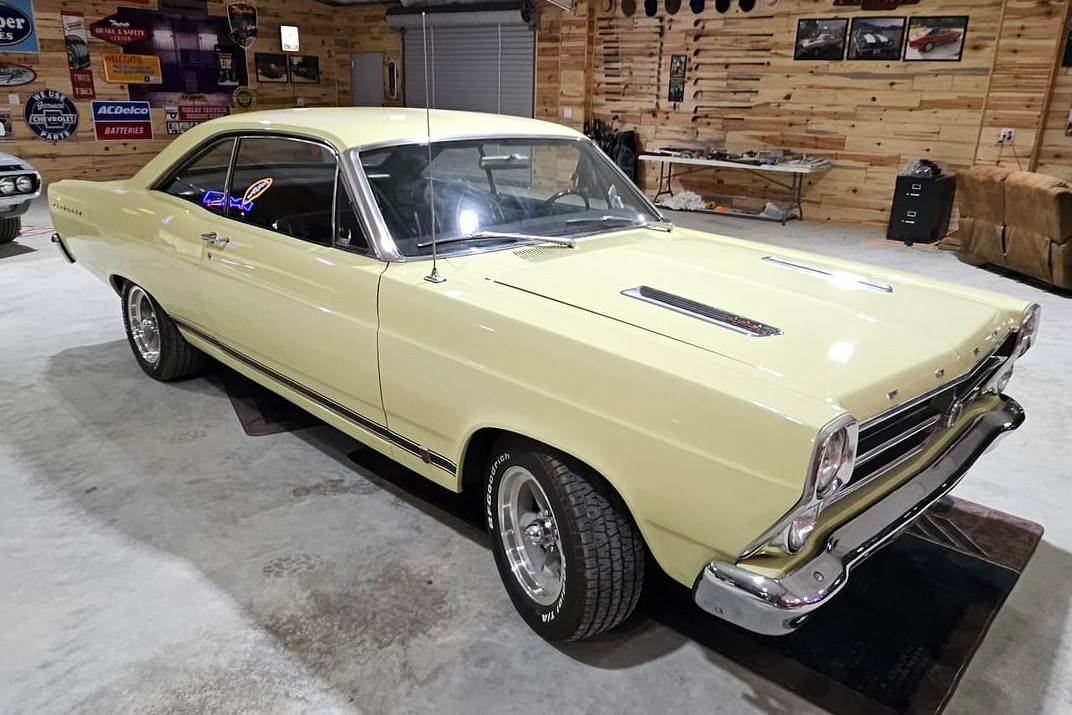 1966 Ford Fairlane 500 GT Hardtop S-Code 390 4-Speed