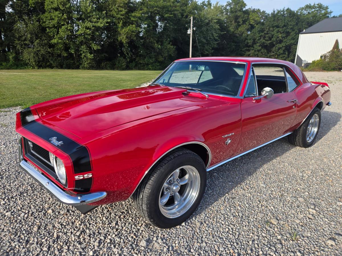 1967 Chevrolet Camaro Coupe front view