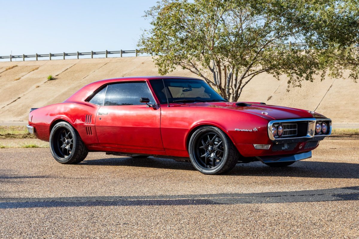 Supercharged LS3–Powered 1968 Pontiac Firebird Coupe