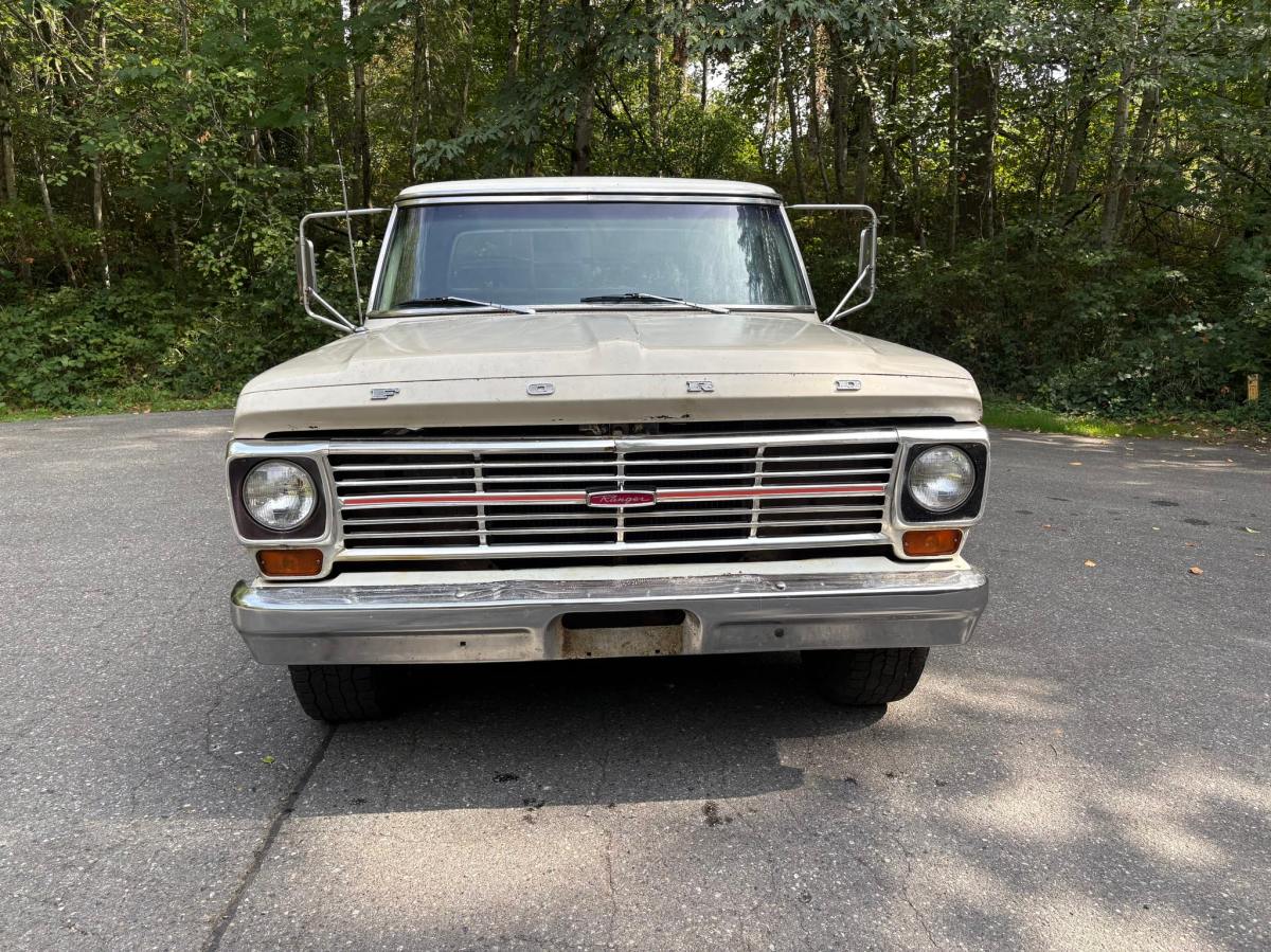 1969 Ford F-250 Ranger Camper Special