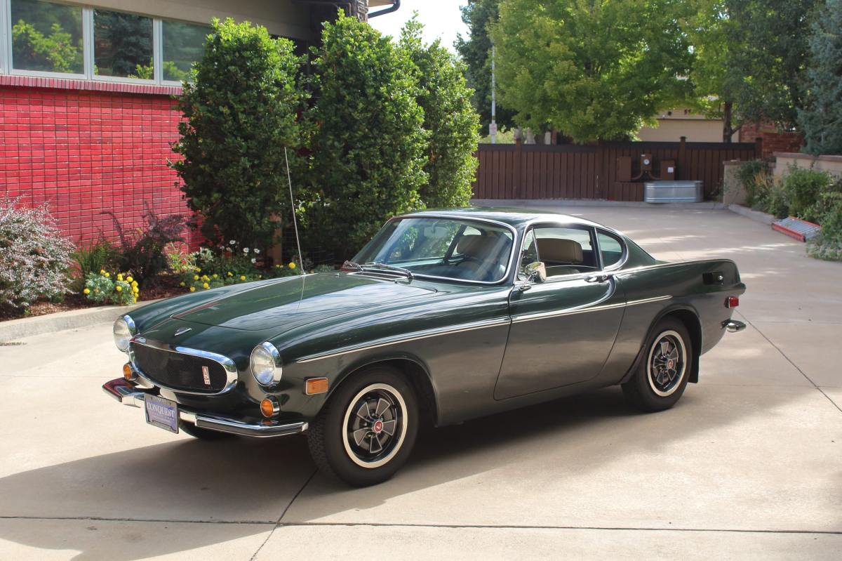 1970 Volvo 1800E — exterior front three-quarter view