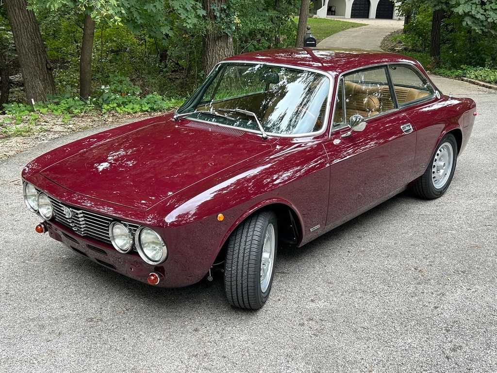 31-Years-Owned 1972 Alfa Romeo GTV 2000 — exterior front three-quarter view