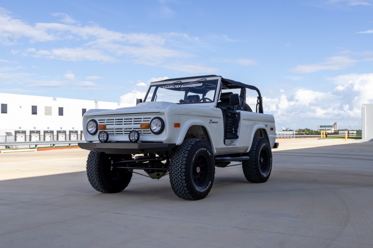Fuel-Injected 1974 Ford Bronco 302
