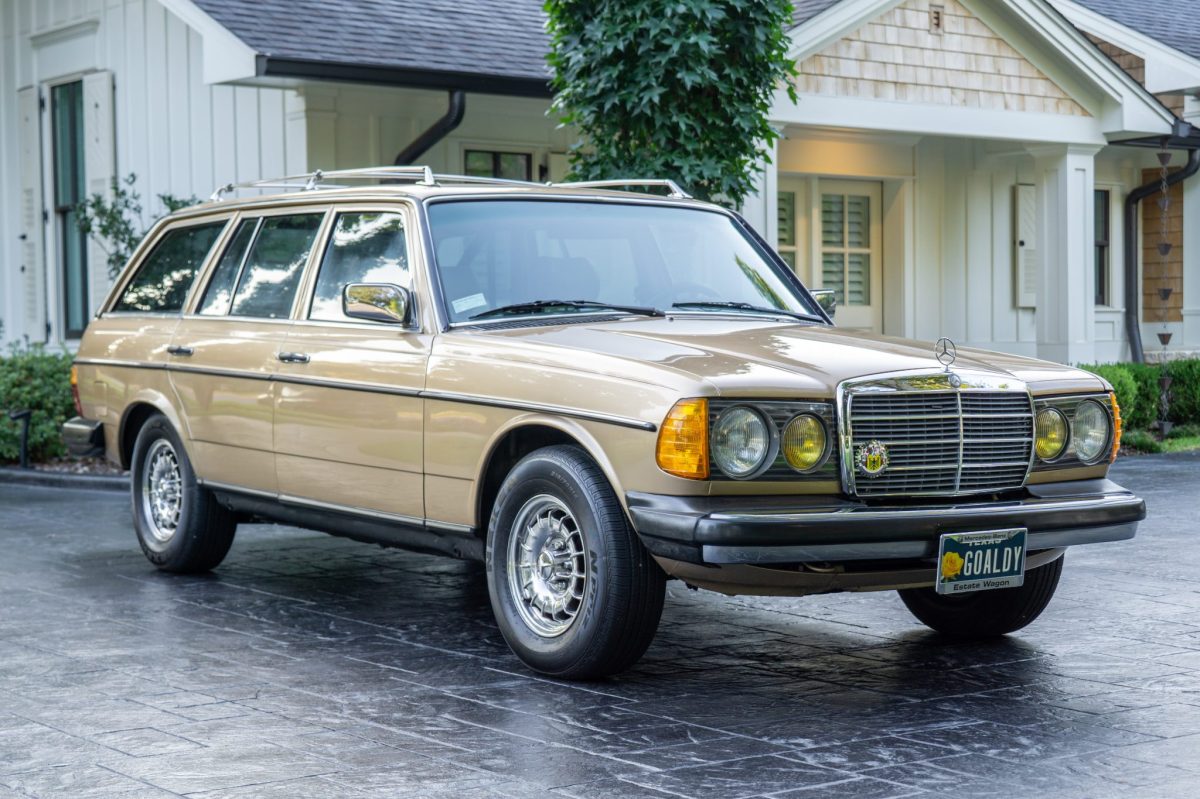 1983 Mercedes-Benz 300TD Turbo