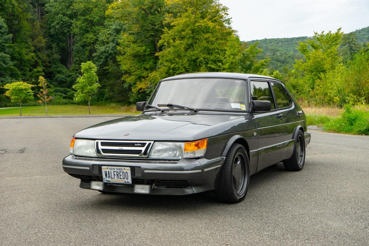 1988 Saab 900 Turbo SPG 5-Speed