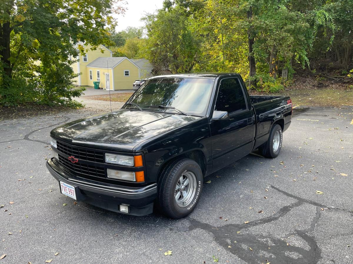 1990 Chevrolet 454 SS — exterior front three-quarter view