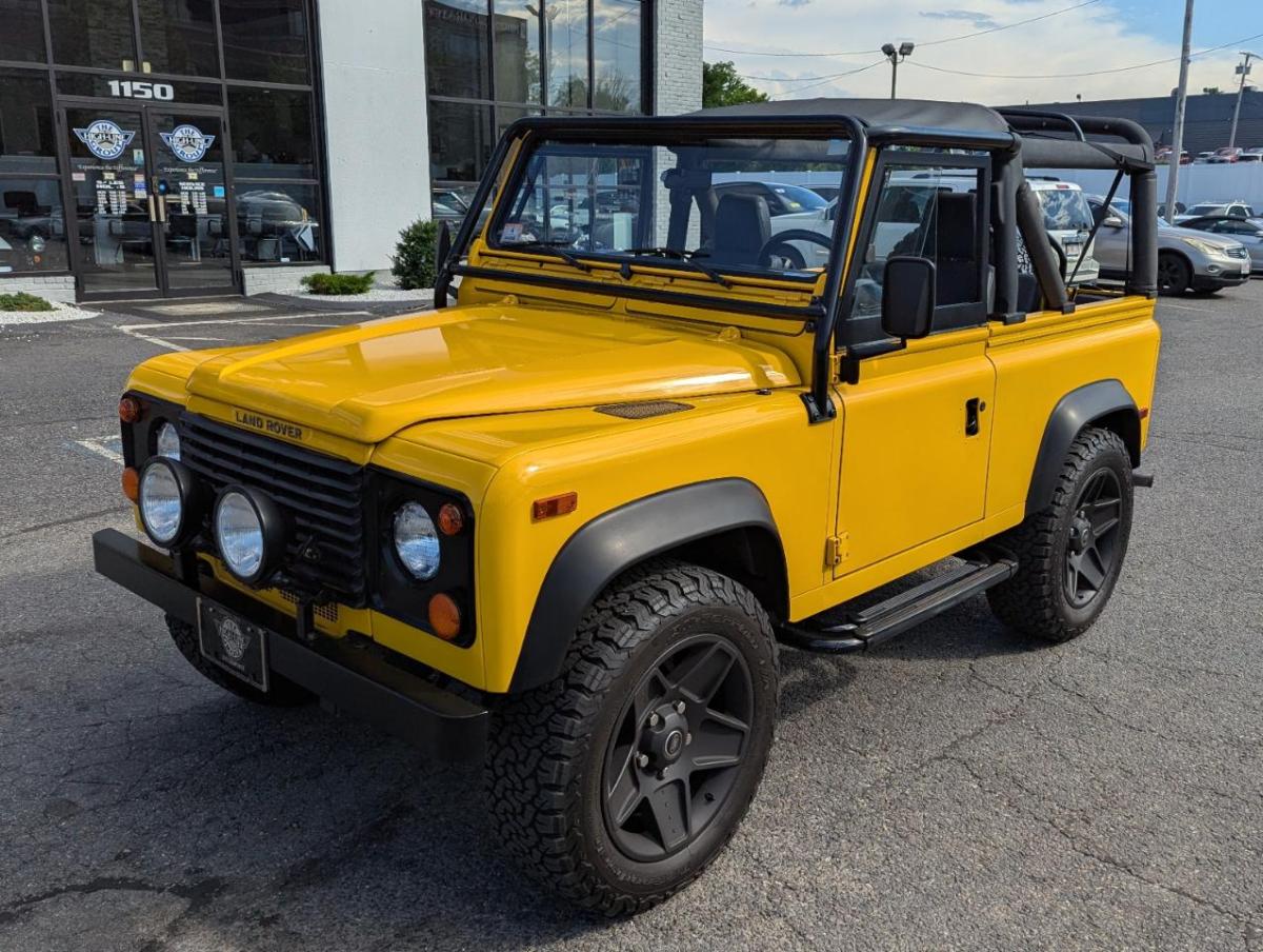 1997 Land Rover Defender 90 NAS