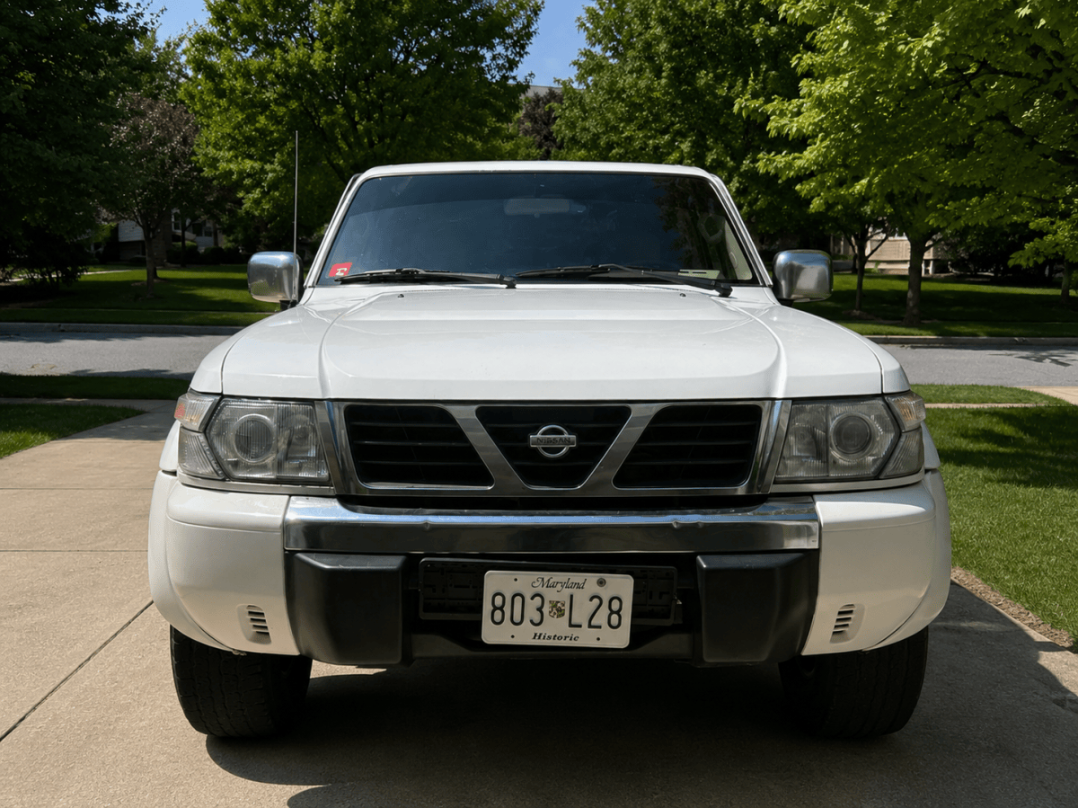 1998 Nissan Patrol Super Safari 4×4 Project — exterior front three-quarter view