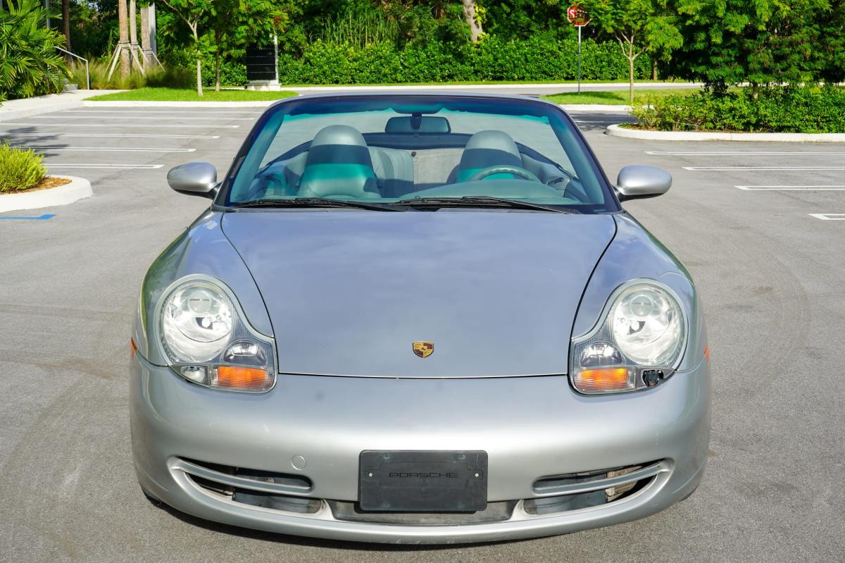 2001 Porsche 911 Carrera Cabriolet 6-Speed