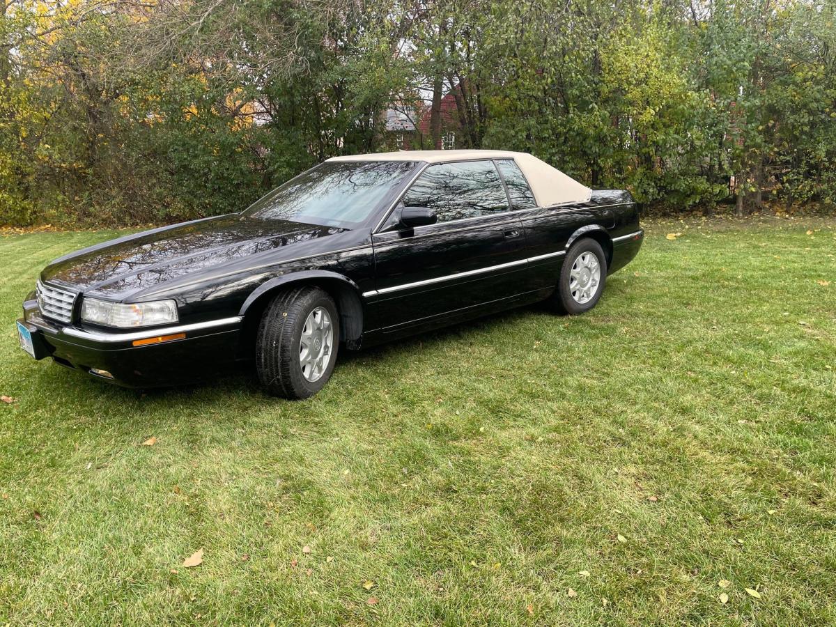 2002 Cadillac Eldorado ESC side profile