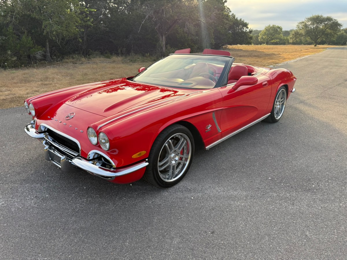 C1-Style 2004 Chevrolet Corvette Convertible by CRC 6-Speed — exterior front three-quarter view