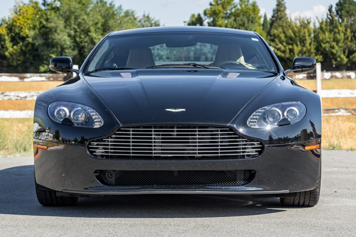 13k-Mile 2009 Aston Martin V8 Vantage