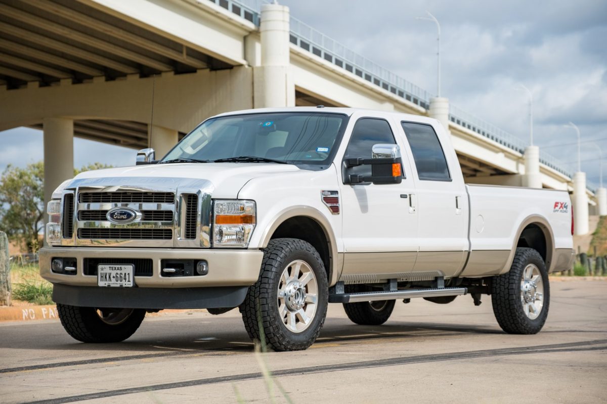 Original-Owner 2010 Ford F-350 Super Duty King Ranch Crew Cab Power Stroke 4×4 — exterior front three-quarter view