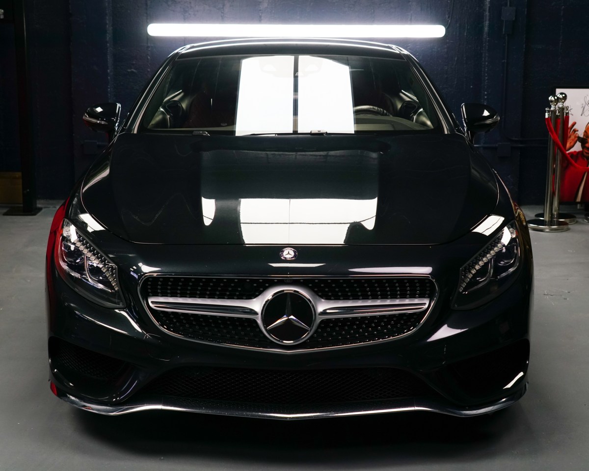 2015 Mercedes-Benz S550 Coupe 4MATIC Edition 1 — exterior front three-quarter view