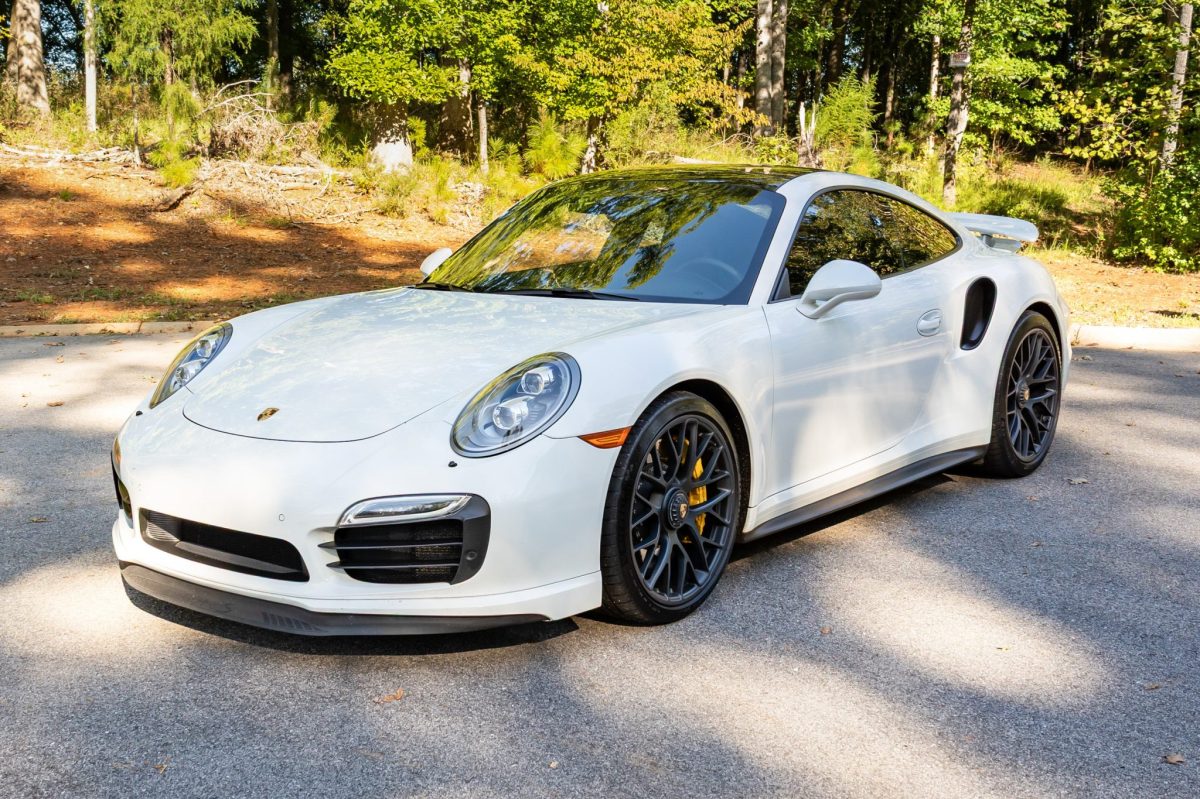 2015 Porsche 911 Turbo S Coupe
