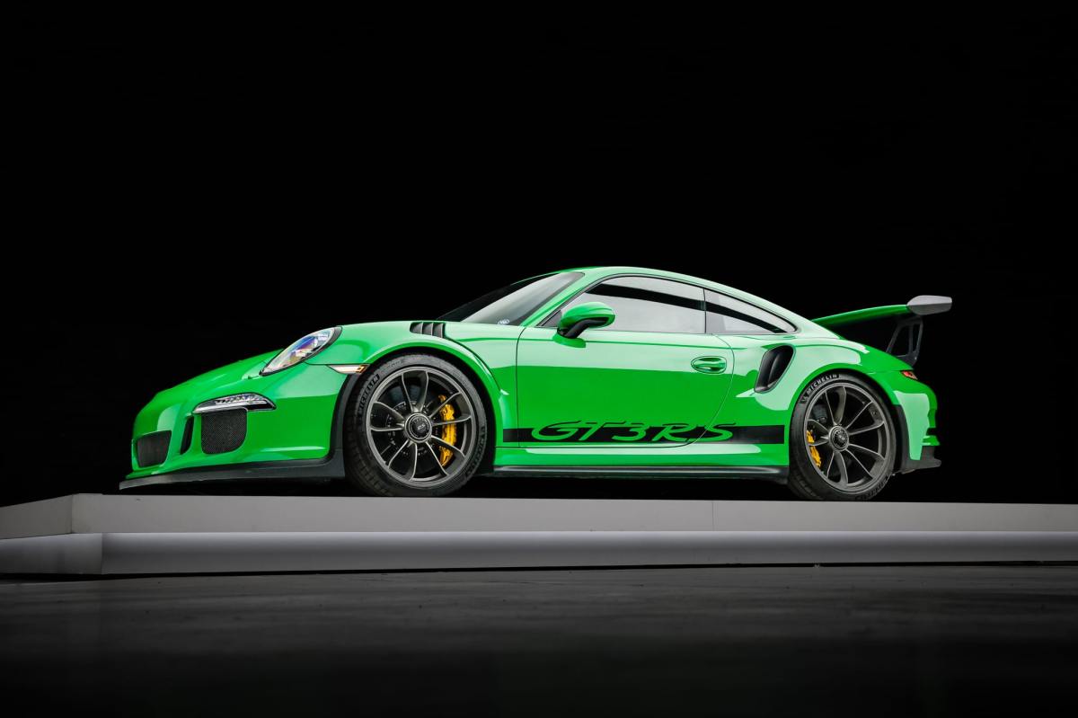15k-Mile Viper Green 2016 Porsche 911 GT3 RS