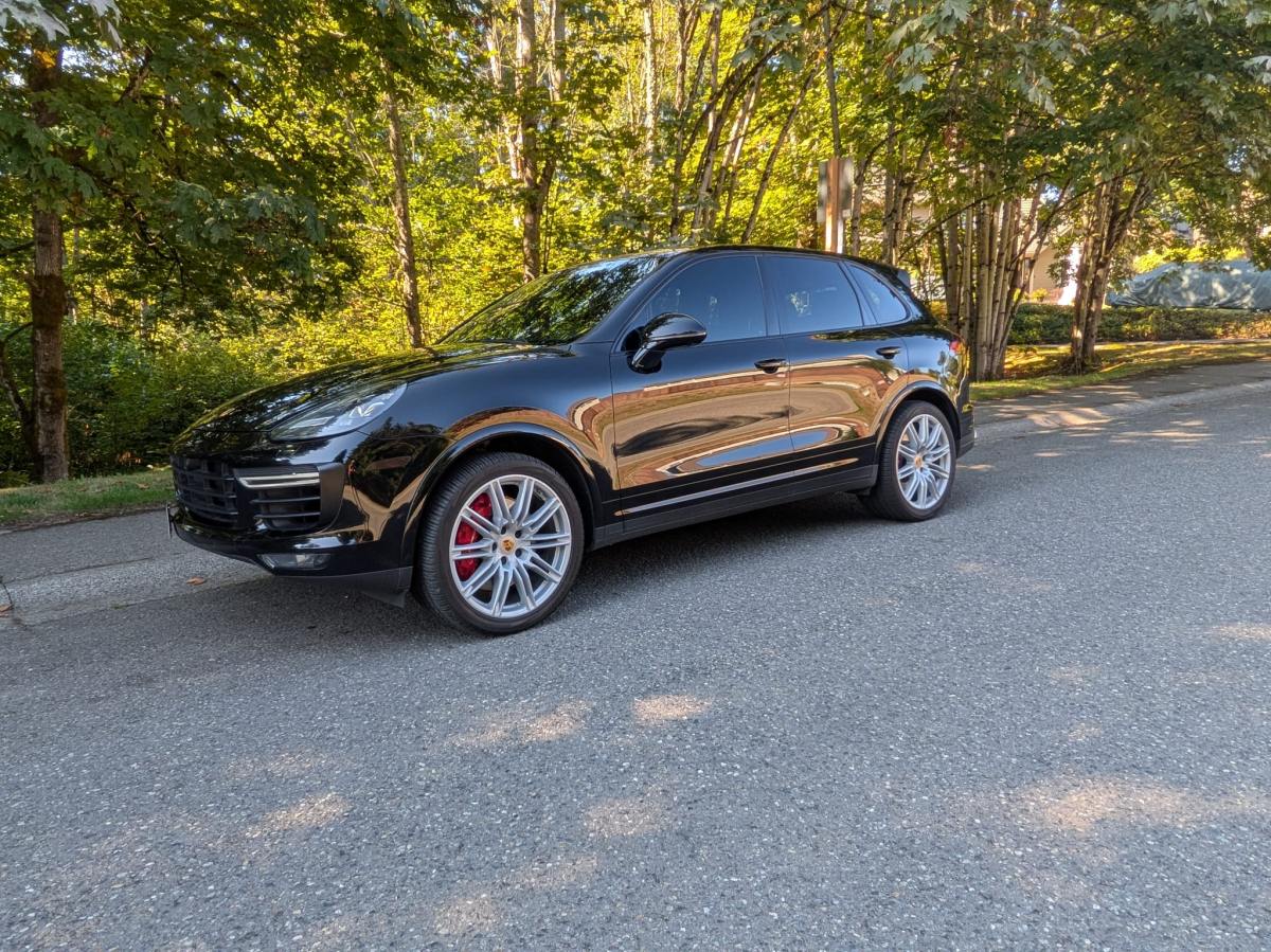 2017 Porsche Cayenne Turbo