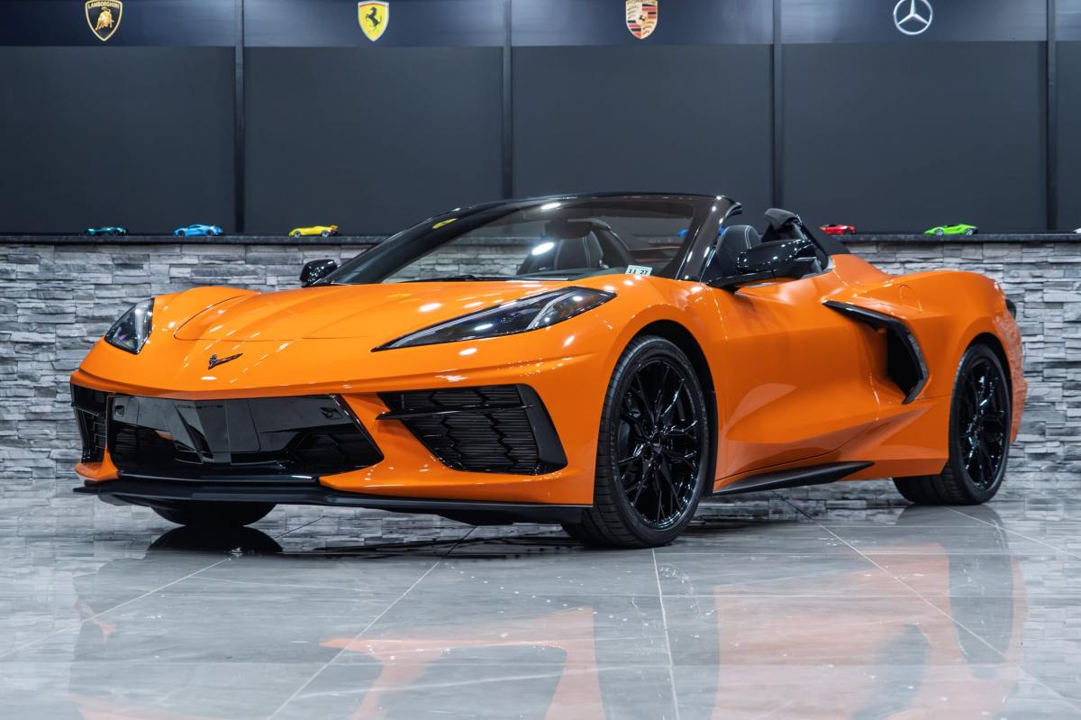 1,700-Mile 2023 Chevrolet Corvette Stingray Convertible 3LT — exterior front three-quarter view