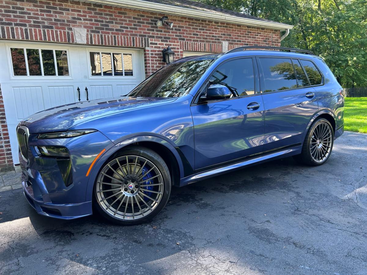 2024 BMW Alpina XB7