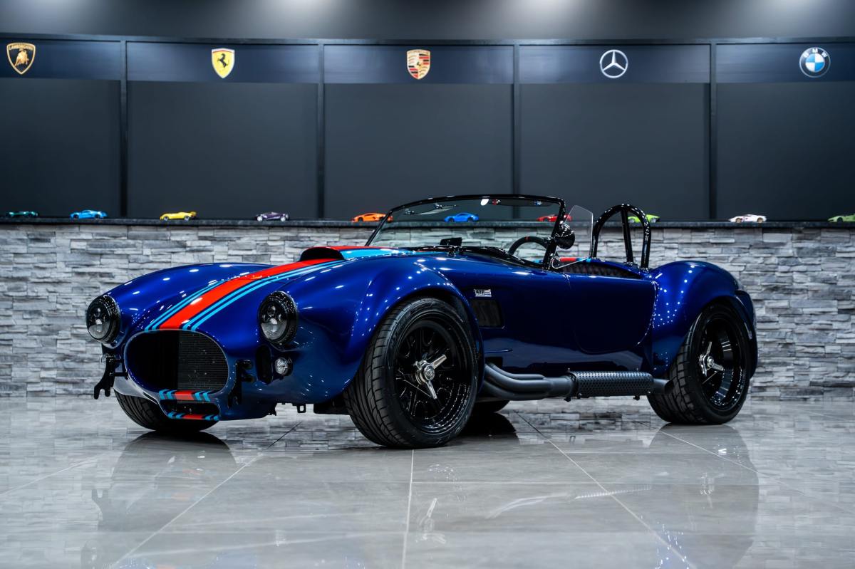 427-Powered Backdraft Racing RT4B GT Roadster 5-Speed